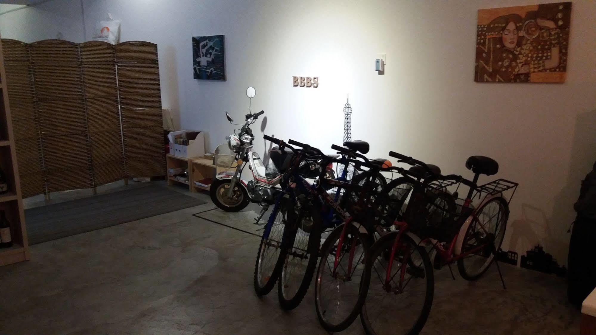Bed & Bike Backpackers Studio איפוה מראה חיצוני תמונה